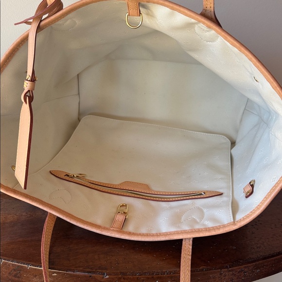 Louis Vuitton Cream and Tan Monogram Tote - Picture 6 of 8